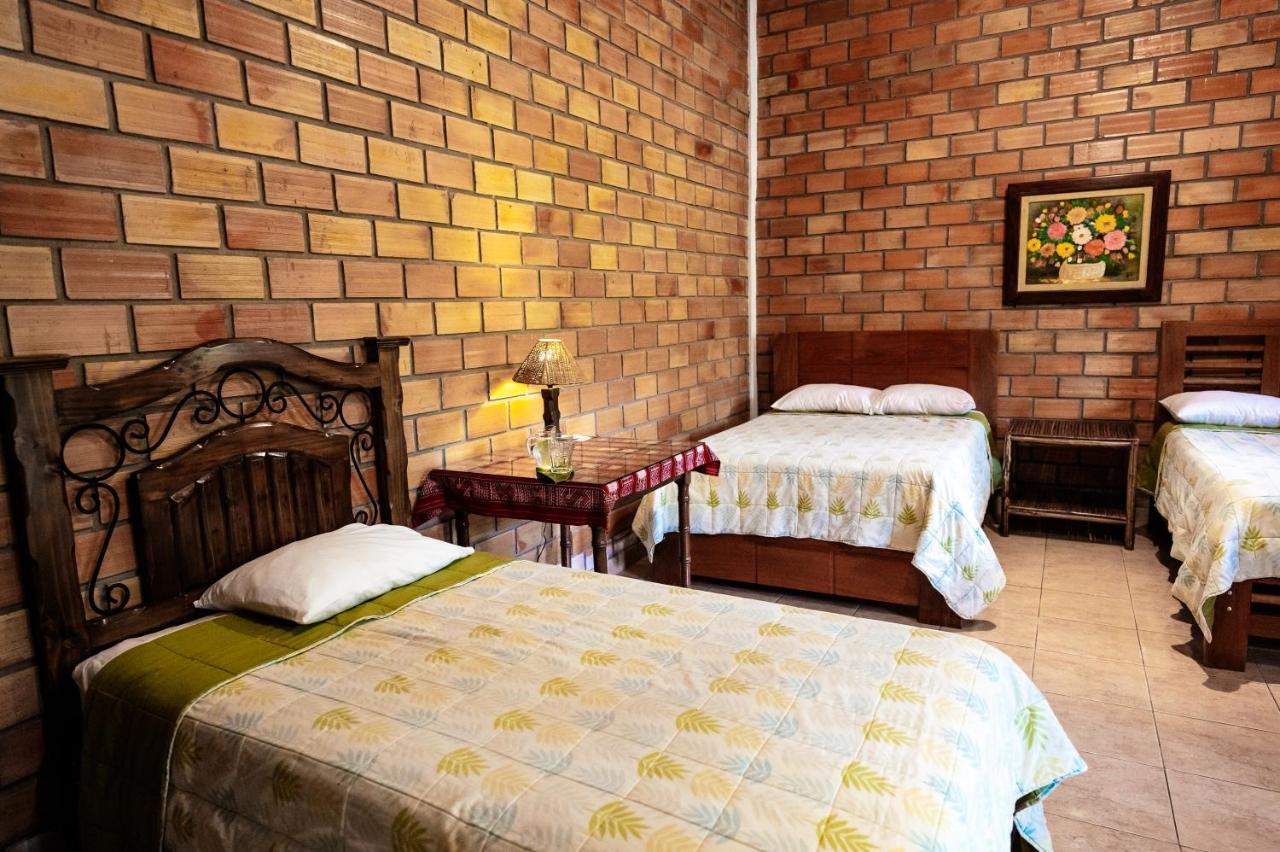 Huingos Eco Lodge 塔拉波托 外观 照片
