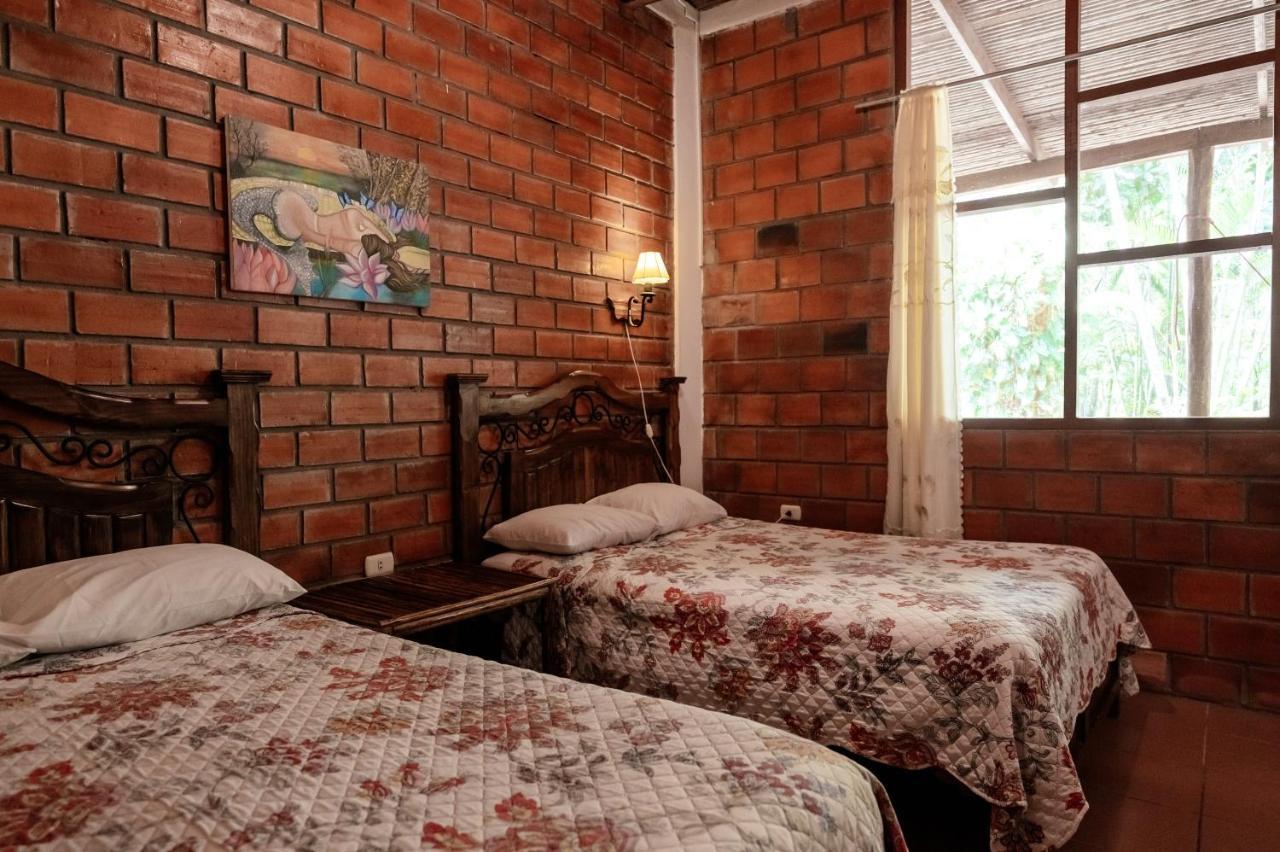 Huingos Eco Lodge 塔拉波托 外观 照片